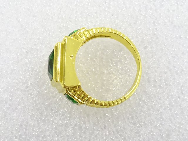  色石　指輪(13号)